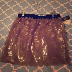 Vince Camuto Sz M  Tan Large Sequined Skirt NWT
